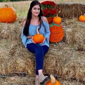 Meet your Posher, Katherine